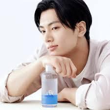 MIXSOON - Glacier Water Hyaluronic Acid Serum (300ml).