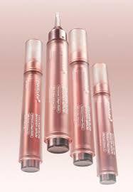 MEDICUBE - COLLAGEN GLOW BOOSTER SERUM.
