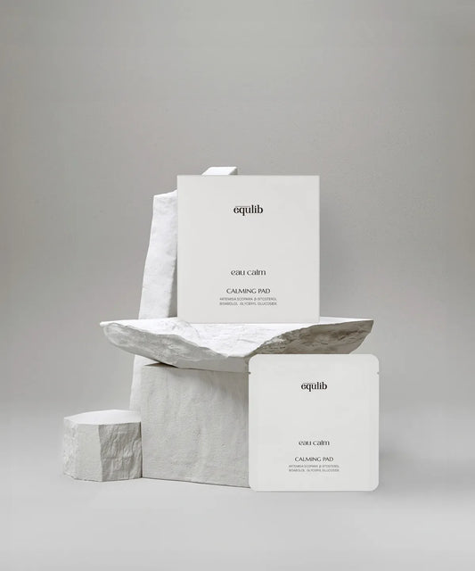 EQULIB eau calm pad pouch.